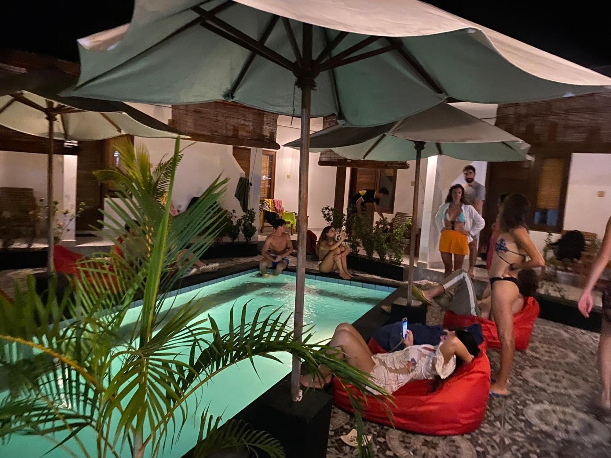 Cape Rose2 Hotel Gili Trawangan Bagian luar foto